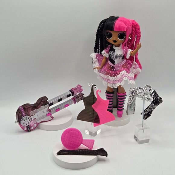 LOL Surprise OMG Remix Rock Metal Chick Fashion Doll 9.5" With Working Guitar - Picture 1 of 9
